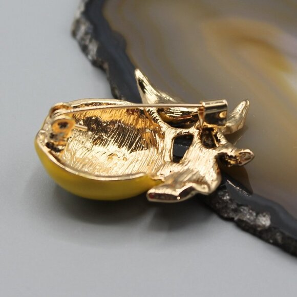 Jewelry pin brooch lemon fruit nature yellow gold tone fun fashion new - Picture 7 of 14